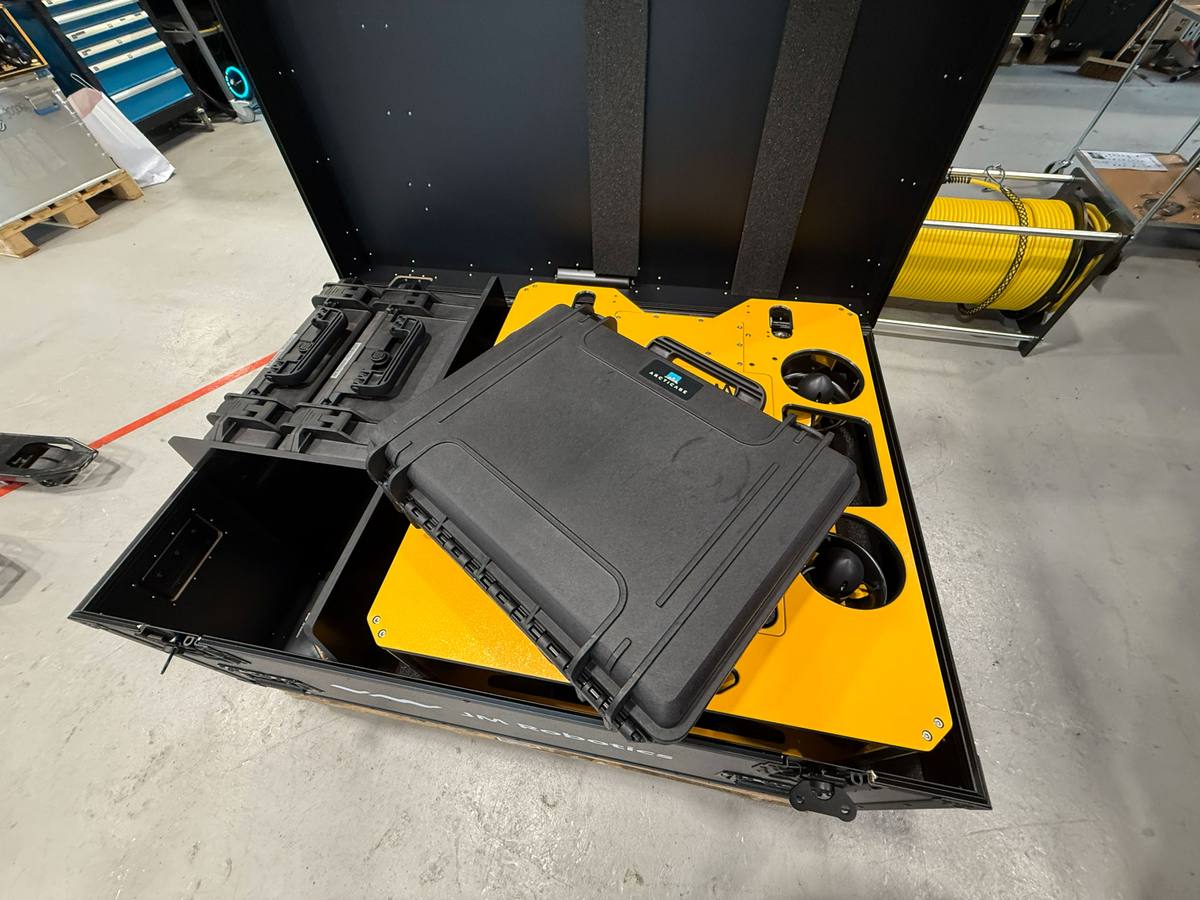 Komplett kasseløsning for JM Robotics HD3 — tre Arcticase-kofferter med tilpasset skum og custom flight case